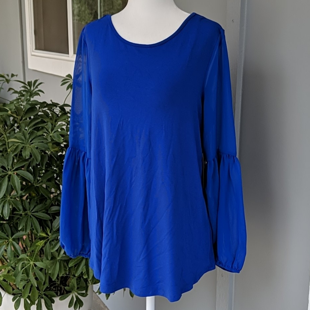 NWT Vince Camuto blue blouse